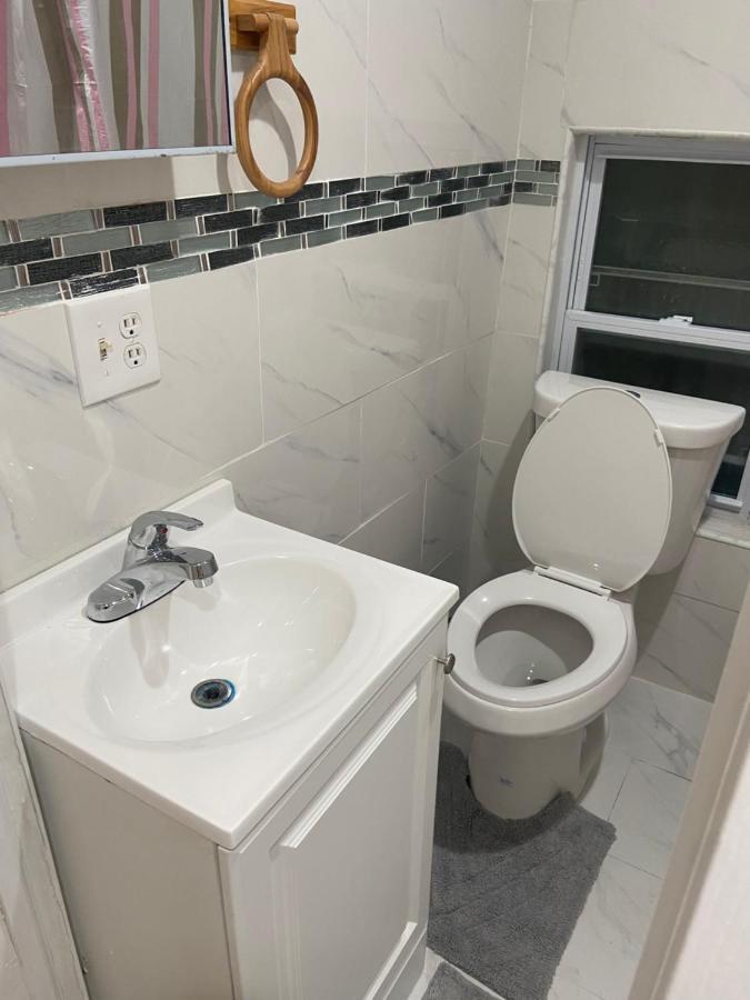 A Comfortable Room Nova York Exterior foto